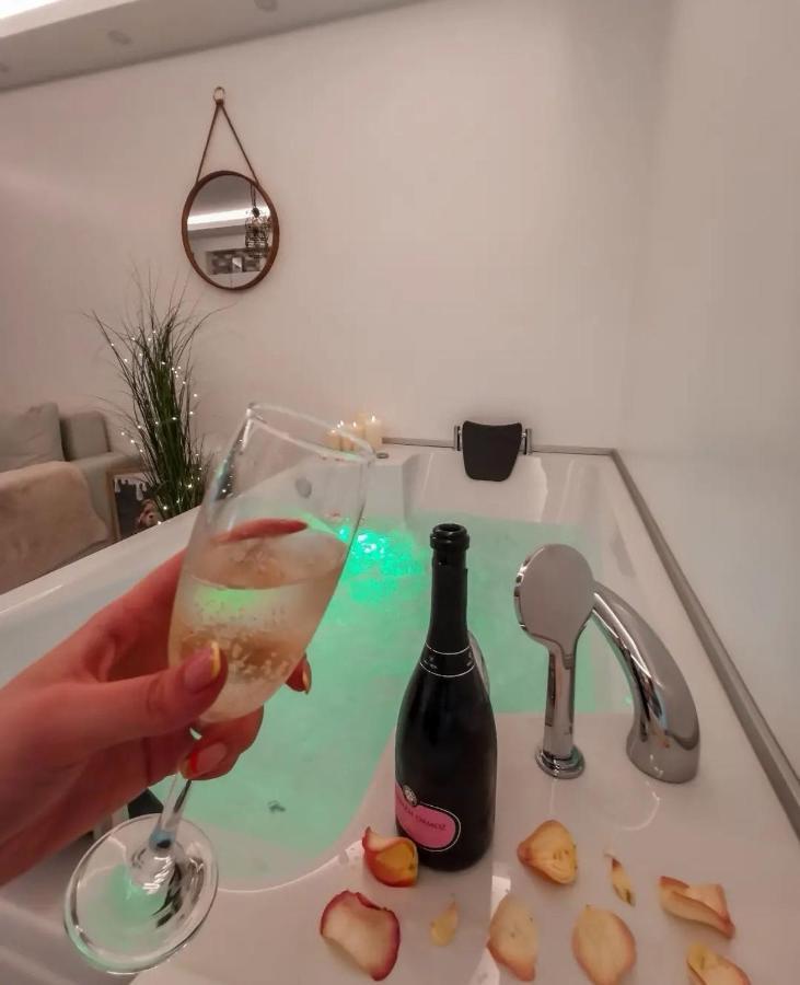 Teddy Bear Jacuzzi *